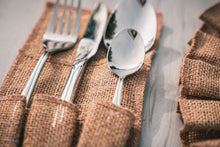 Load image into Gallery viewer, Plate and Spoon Holder · Wholesale